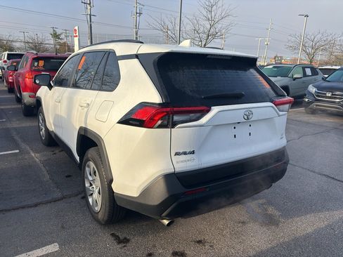 Certified 2021 Toyota RAV4 LE image 3