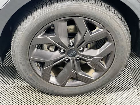 Used 2022 Kia Sportage Nightfall Edition image 11