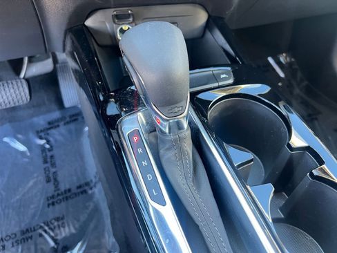 Used 2025 Chevrolet Trax LT image 41