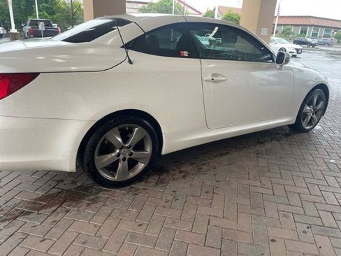 Used 2010 Lexus IS 350C image 16