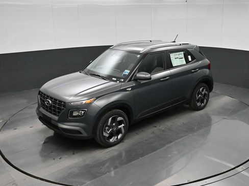 New 2026 Hyundai Venue SEL FWD image 25