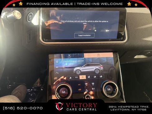 Used 2021 Land Rover Range Rover Velar S image 39