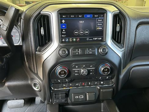 Used 2020 Chevrolet Silverado 1500 RST w/ Texas Edition AWD/4WD image 6