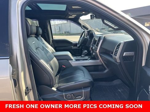 Used 2017 Ford F150 Platinum w/ Equipment Group 701A Luxury image 7