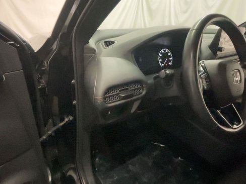 Used 2023 Honda HR-V Sport image 33