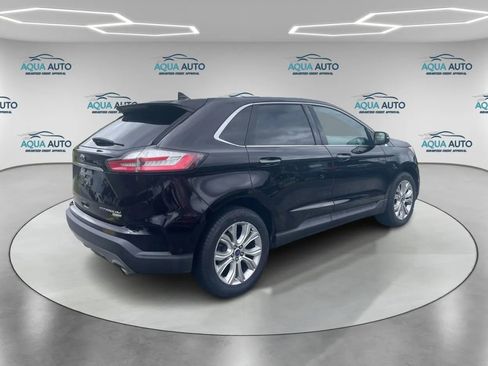 Used 2020 Ford Edge Titanium w/ Equipment Group 301A FWD image 5