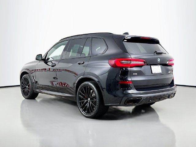 Used 2022 BMW X5 M50i w/ Parking Assistance Package AWD/4WD image 5