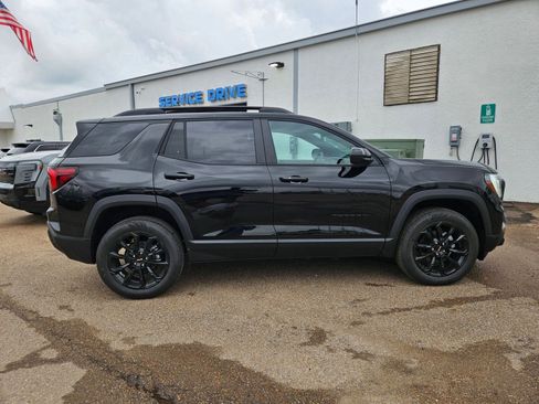 New 2026 GMC Terrain Elevation w/ Elevation Premium Package AWD/4WD image 7
