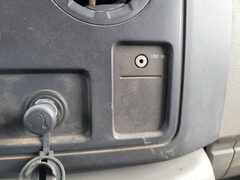 Used 2012 Ford E-350 and Econoline 350 Super Duty w/ PWR Locks & Windows Group RWD image 10