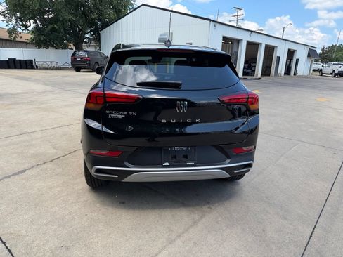Used 2024 Buick Encore GX Preferred w/ Comfort Package FWD image 29