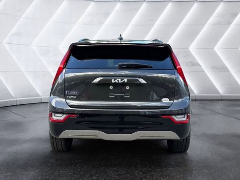 Used 2023 Kia Niro Wave w/ Wave Preserve Package FWD image 5