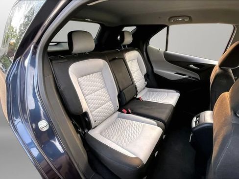 Used 2019 Chevrolet Equinox LS w/ LS Convenience Package AWD/4WD image 27