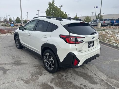 Used 2025 Subaru Crosstrek 2.0i Premium image 5