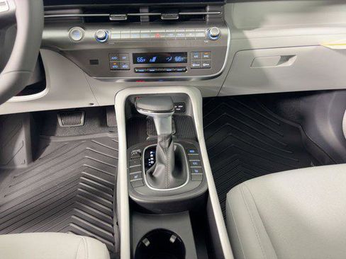 New 2026 Hyundai Kona SEL Sport image 17