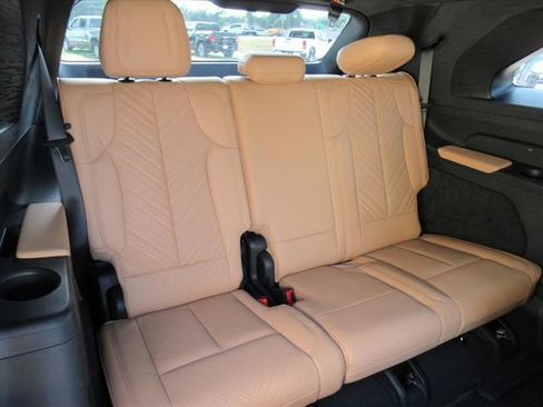 Certified 2025 Cadillac Escalade IQ Luxury 2 AWD/4WD image 35