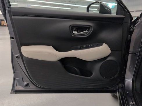 Used 2026 Honda HR-V LX image 21