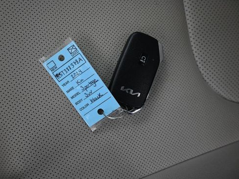Used 2024 Kia Sportage EX image 15