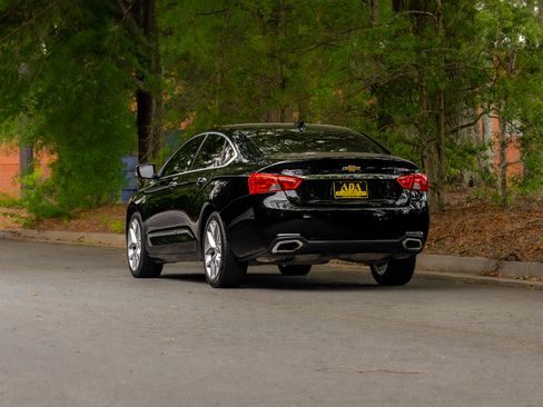 Used 2019 Chevrolet Impala Premier FWD image 42
