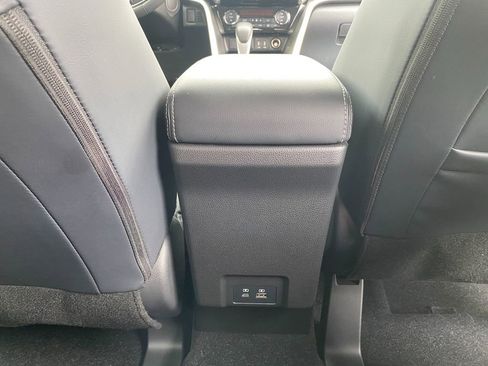 Used 2025 Mitsubishi Eclipse Cross SE image 27