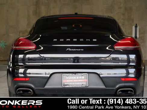 Used 2016 Porsche Panamera 4 Edition image 6