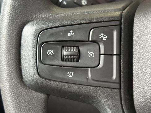 Used 2022 Chevrolet Silverado 1500 Custom AWD/4WD image 34