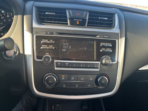 Used 2016 Nissan Altima 2.5 S w/ Power Driver Seat Package image 13