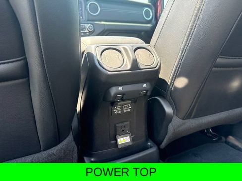 Used 2021 Jeep Wrangler Unlimited Sahara w/ Uconnect 4C Nav & Sound Group AWD/4WD image 39