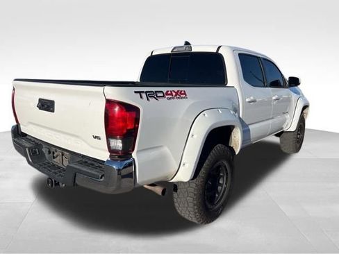 Used 2019 Toyota Tacoma TRD Off-Road image 5