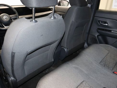 Used 2025 Nissan Kicks SV image 20