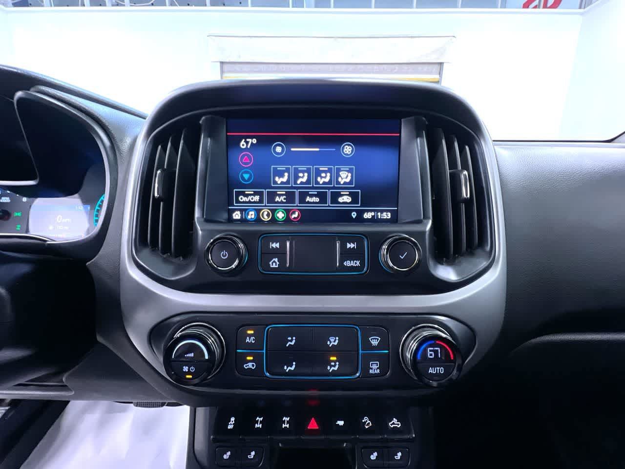 Used 2019 Chevrolet Colorado ZR2 w/ ZR2 Midnight Special Edition AWD/4WD image 29