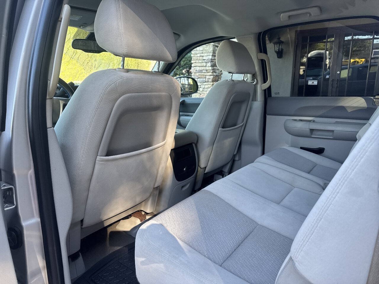Used 2007 GMC Sierra 1500 SLE w/ SLE2 Preferred Package AWD/4WD image 12