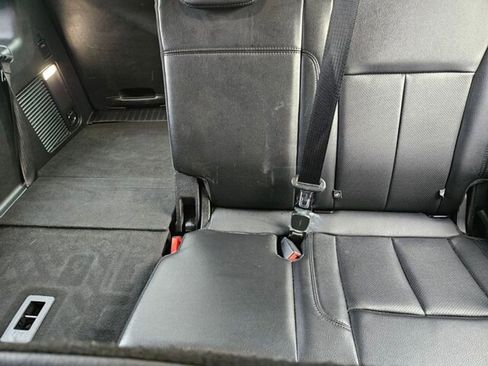 Used 2020 Ford Expedition XLT w/ Equipment Group 202A image 9