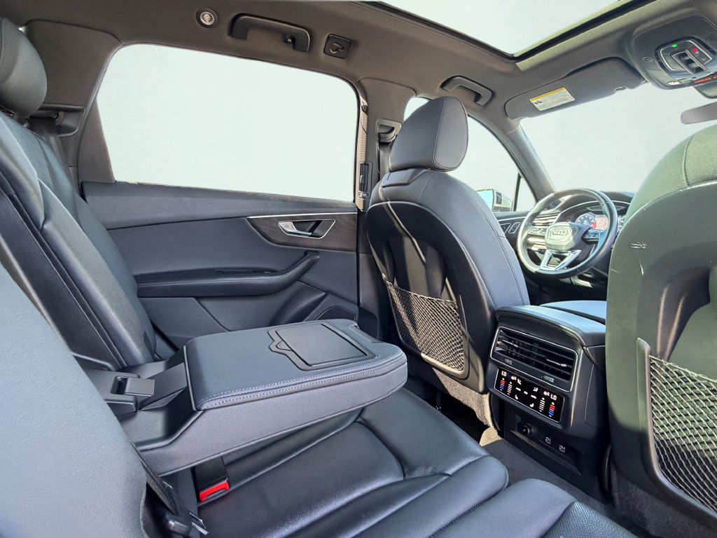 Used 2021 Audi Q7 3.0T Prestige w/ Prestige Package AWD/4WD image 50