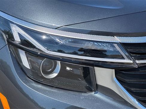 New 2025 Kia Seltos S image 33