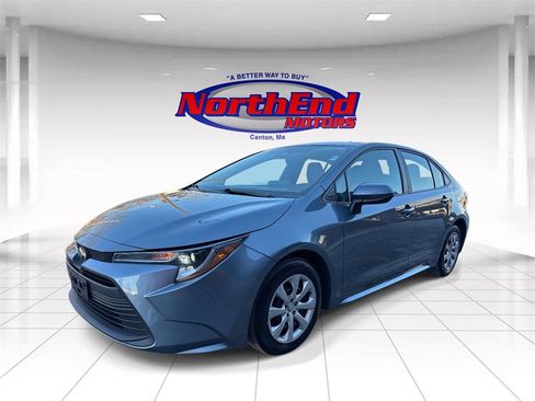 Used 2023 Toyota Corolla LE image 6