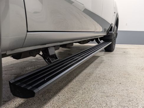 Used 2025 GMC Sierra 2500 AT4 w/ AT4 Premium Plus Package image 9