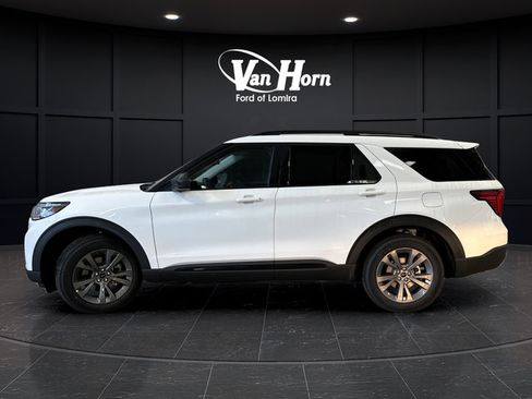 New 2026 Ford Explorer Active w/ Active Comfort Package AWD/4WD image 13