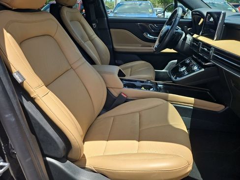 Used 2022 Lincoln Corsair Reserve FWD image 13