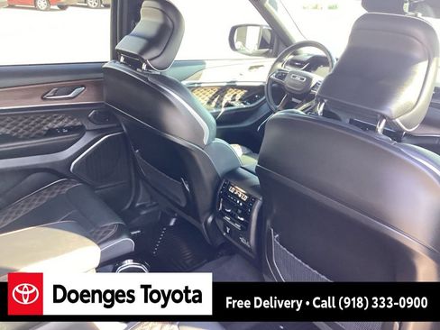 Used 2023 Jeep Grand Cherokee L Summit w/ Advanced Protech Group IV image 23