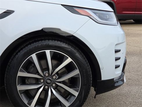 Used 2021 Land Rover Discovery HSE R-Dynamic image 5