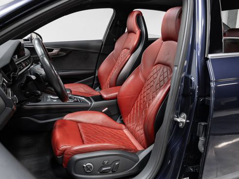 Used 2018 Audi S4 Premium Plus w/ Navigation Package image 5