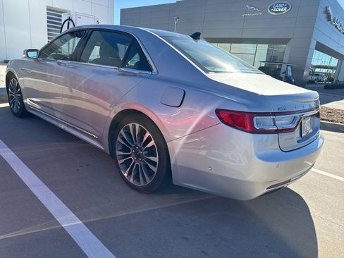 Used 2018 Lincoln Continental Reserve image 4