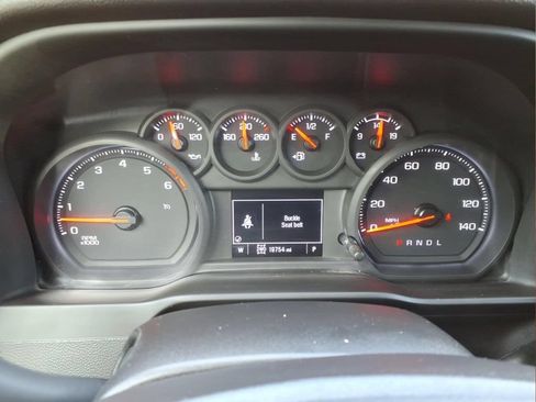 Certified 2025 Chevrolet Silverado 2500 Custom w/ Custom Value Package AWD/4WD image 15