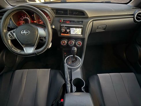 Used 2011 Scion tC image 21