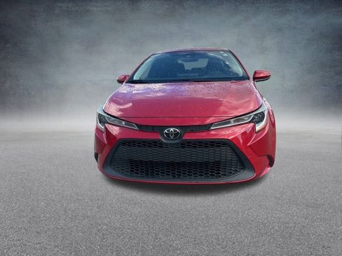 Used 2021 Toyota Corolla LE image 8