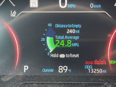 Used 2024 Toyota RAV4 LE FWD image 23