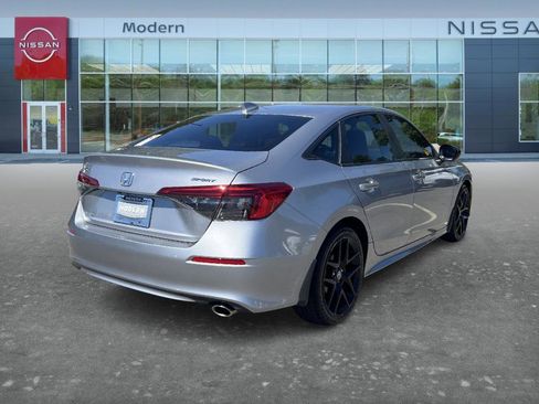 Used 2022 Honda Civic Sport image 5