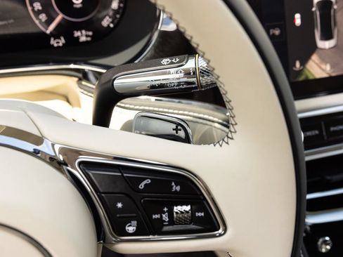 New 2026 Bentley Flying Spur Plug-In Hybrid AWD/4WD image 38
