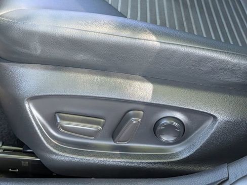 Used 2024 Toyota Camry SE FWD image 23
