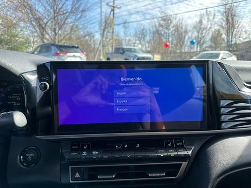Used 2025 Toyota Camry XSE FWD image 41